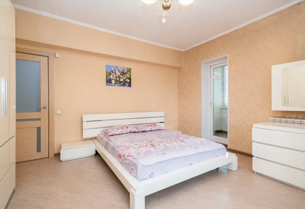 3-комнатная квартира в престижном районе Алматы