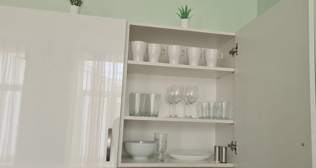 Art Deco One-Bedroom Suite in Library House