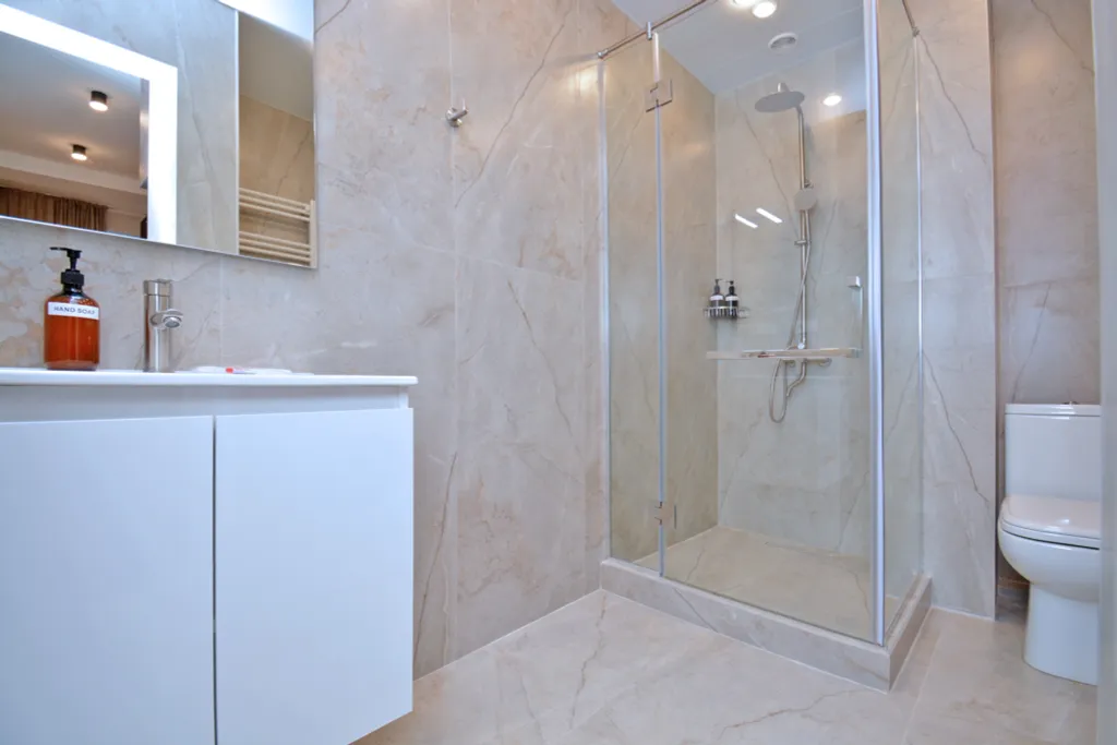 One Bdr next to Rep. Square by Domel Yerevan