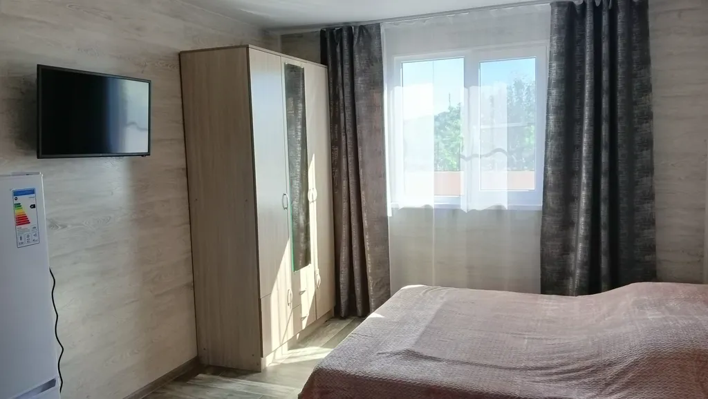 Коттедж Двухкомнатный домик — Кучугуры