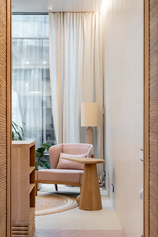 Квартира Дизайнерские эко-апартаменты на Маяковской с камином — Москва