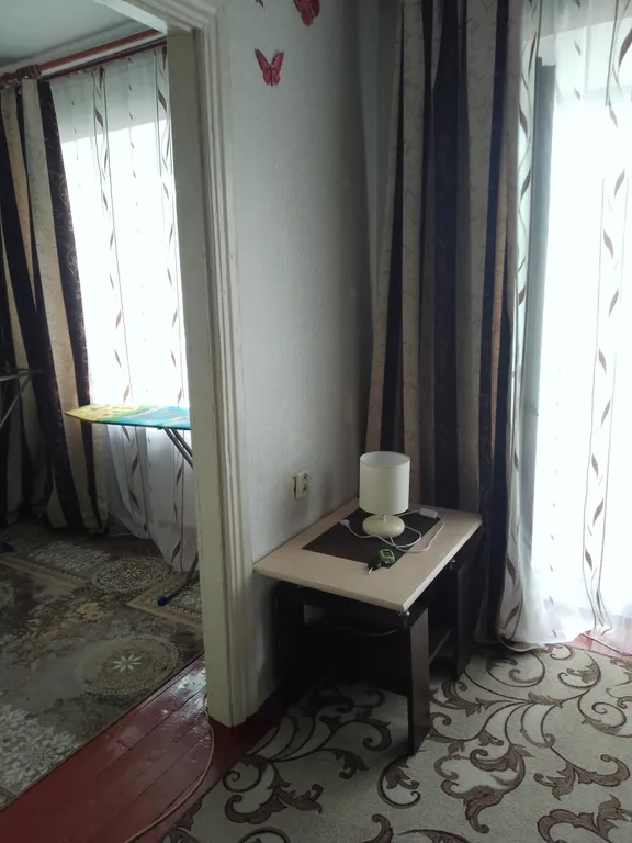 Уютная двухкомнатная квартира в центре города. Балкон застеклён