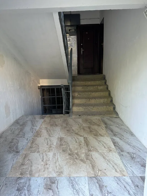 Трёхкомнатная квартира с ремонтом на ул Гочуа