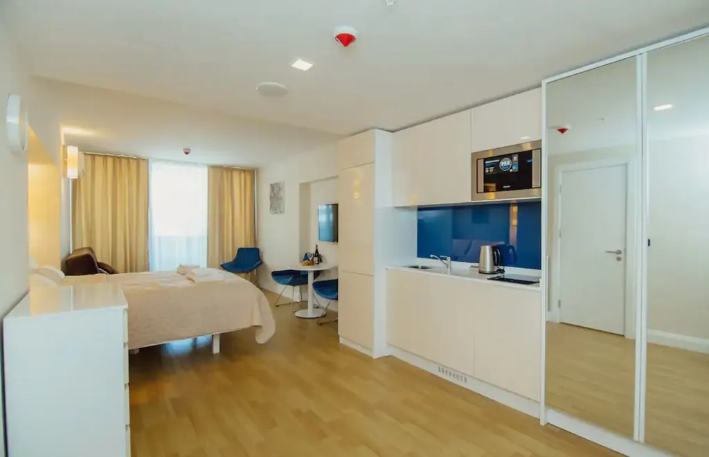 Orbi city view 13-62