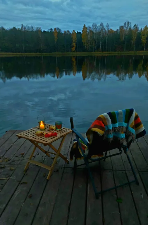 Милый дом на берегу озера