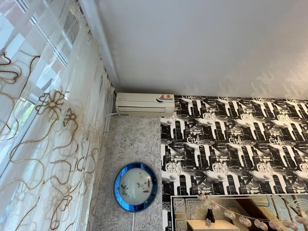 Терем с мансардой в дивном лесу у моря, с новым ремонтом и обстановкой