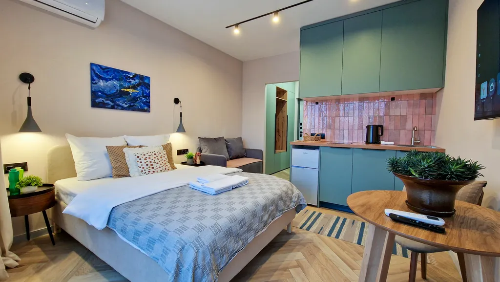 Квартира Квартира Дизайнерская студия в Сердце Ярославля с панорамой на город и балконом — Ярославль