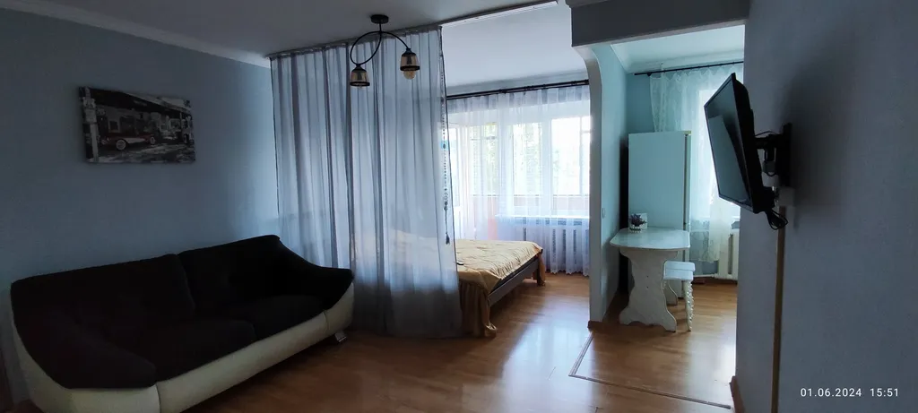 Уютная квартира после ремонта в центре города — аренда посуточно в Альметьевск