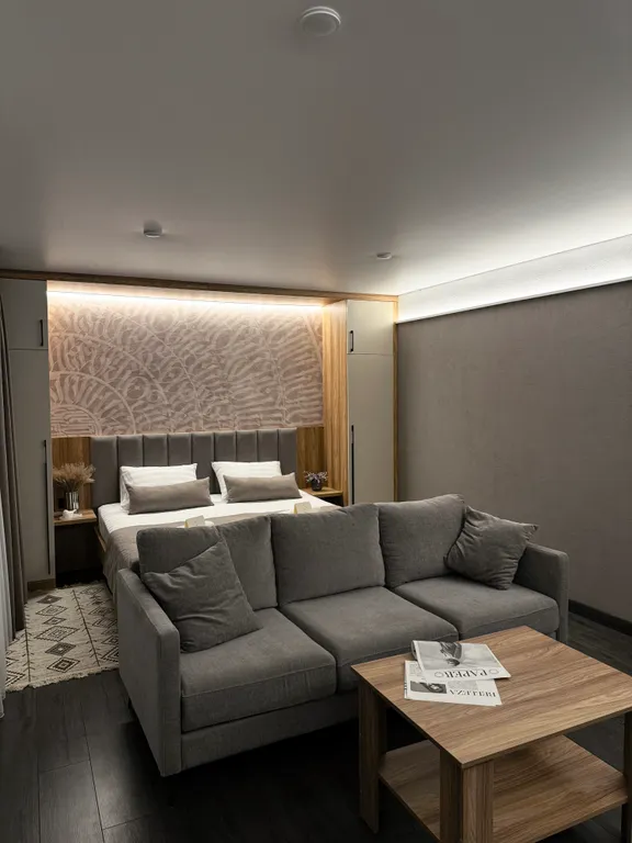 Дом с баней и бассейном