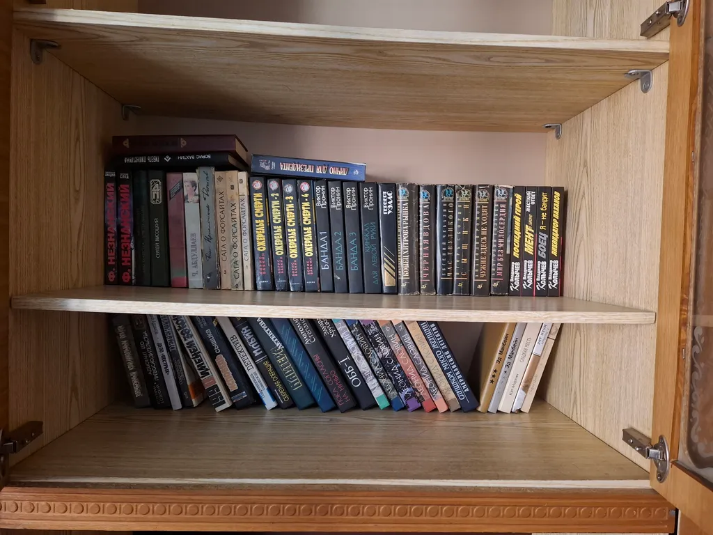 Тихий уютный дом вдали недалеко от центра, рядом с Московским вокзалом