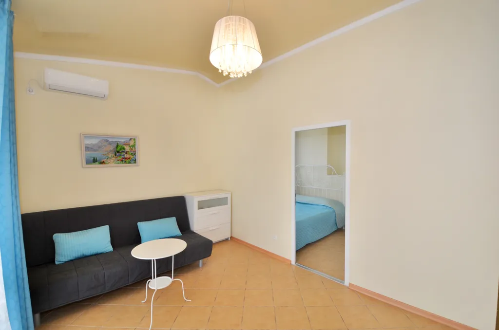 Апартаменты с террасой и боковым видом на море астра 5