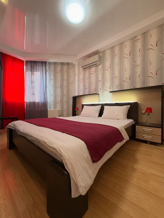 Тут хорошо на Сурикова