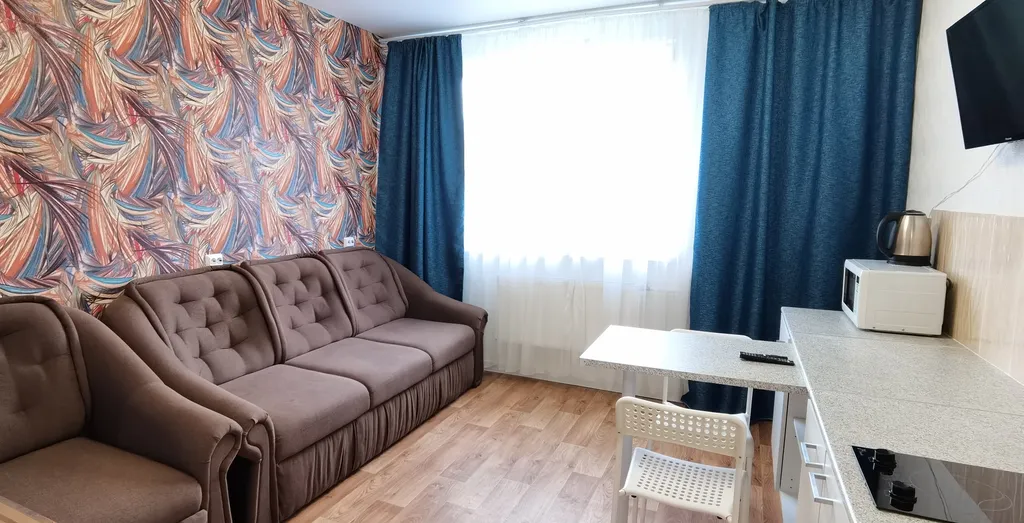 Квартира-студия в новом районе — аренда посуточно в Тобольск