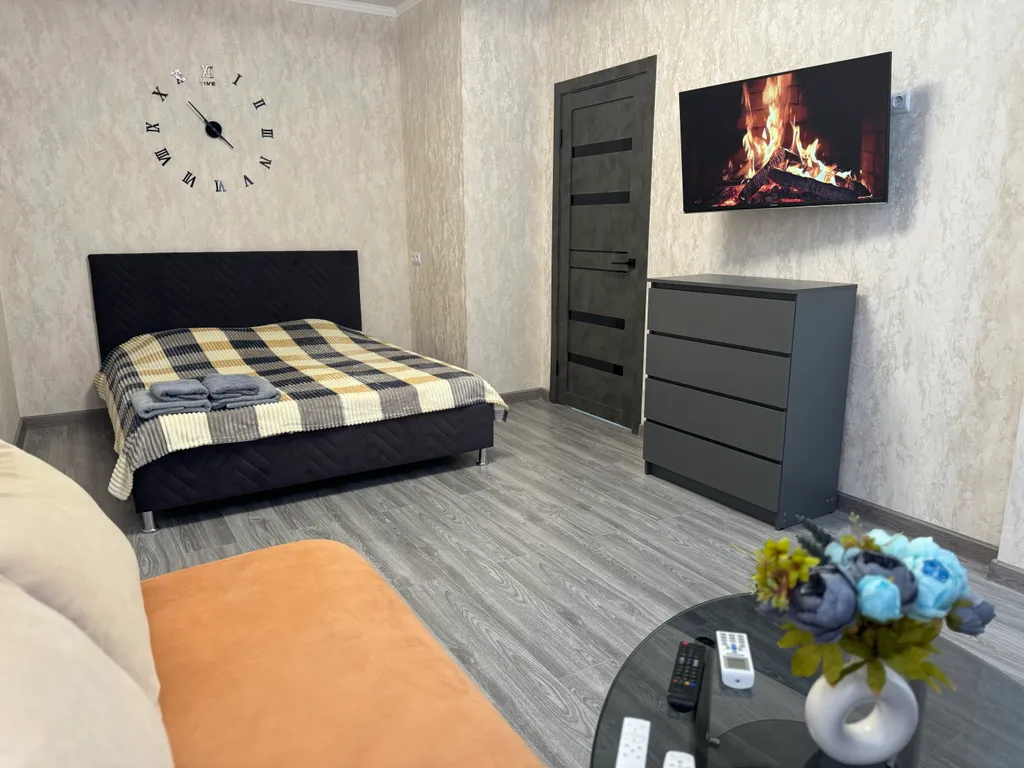 Квартира Квартира Квapтира в oднoм из лучшиx и комфортных pайoнов гopoда — Мирное