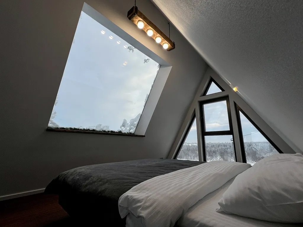 Хабарский треугольник - дом на горе с видом на реку