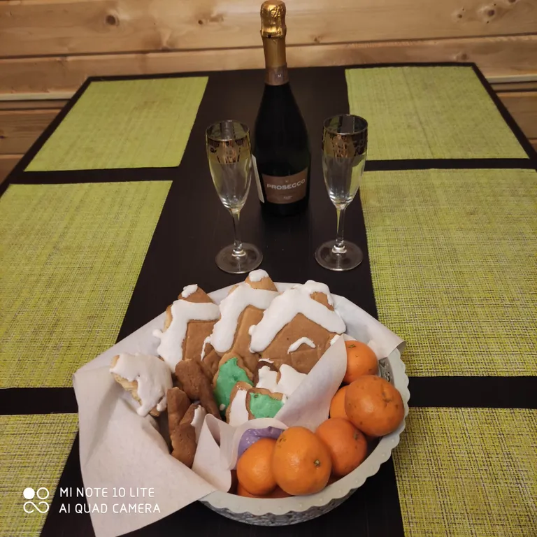 Усадьба Роза на Селигере с русской баней Red haus