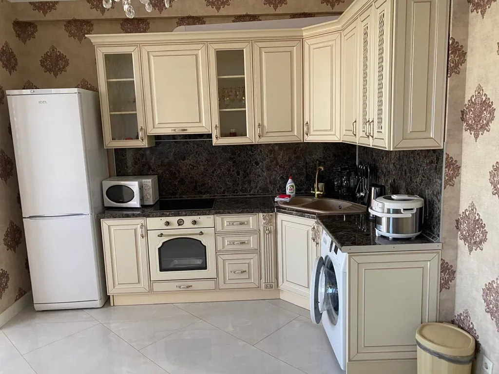 Евродвушка рядом с морем