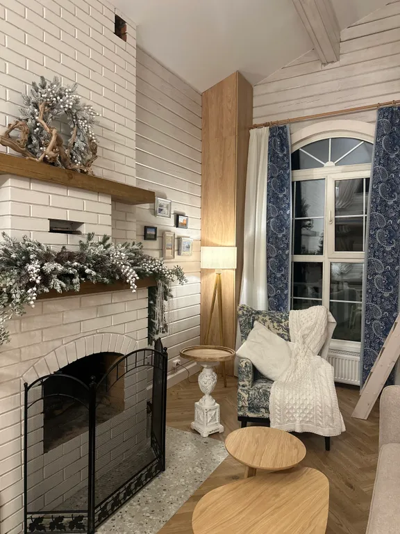 Дом с камином 15 минут от города