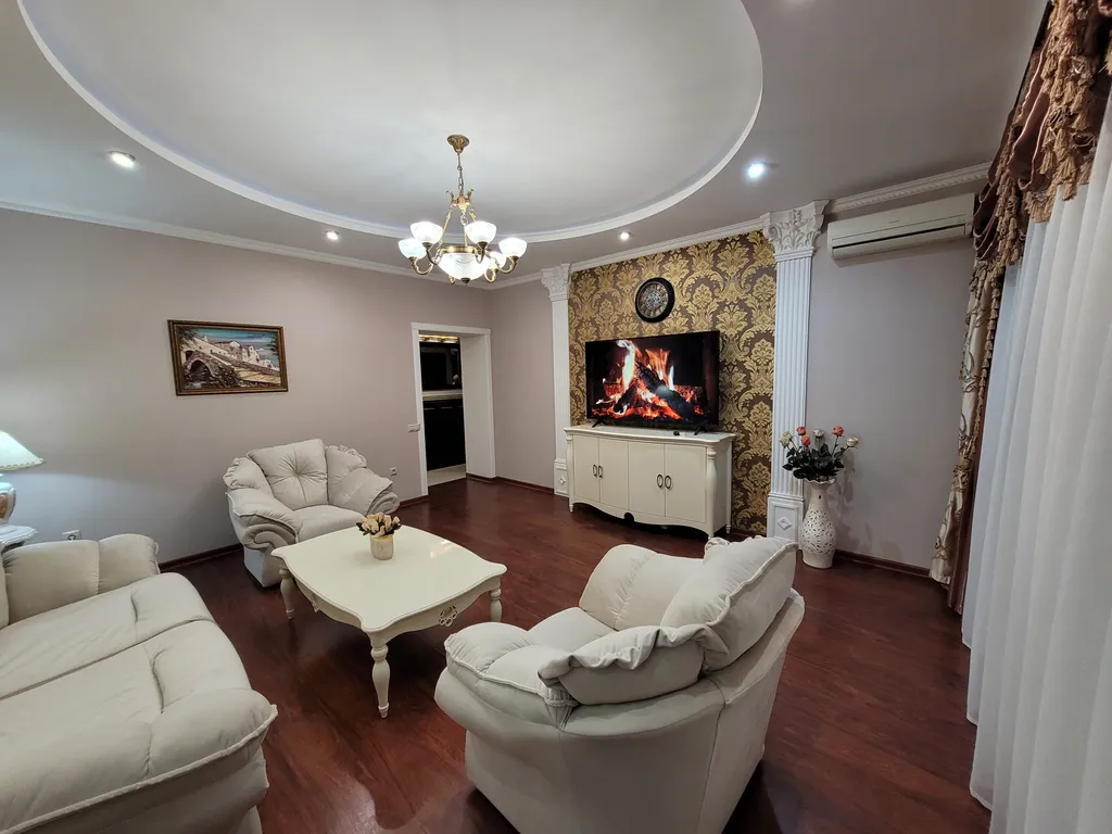 Люкс с 1 спальней в центре Донецка