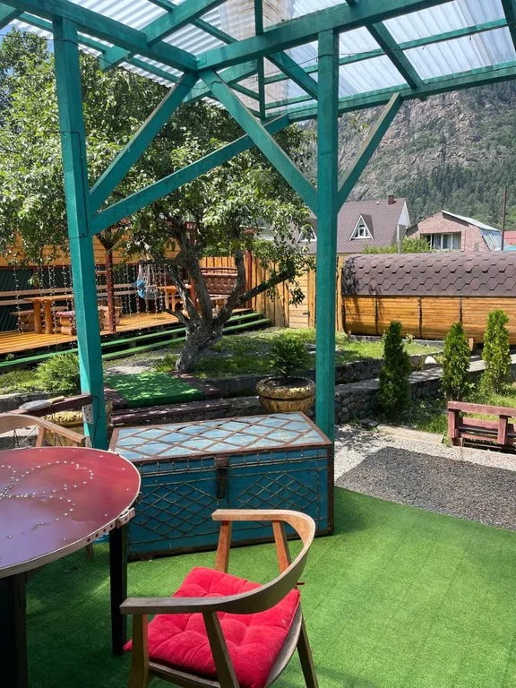 Лайм-рум, уютный номер с видом на горы на территории базы отдыха