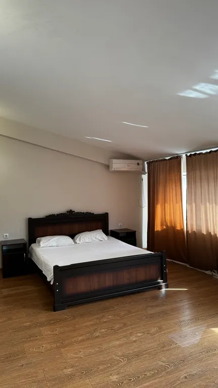 Квартира Двухместный номер Стандарт с 1 широкой кроватью — аренда посуточно в Махачкала