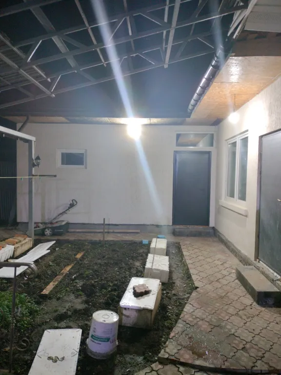 Комната в уютном теплом в доме с парковой и видеонаблюдением