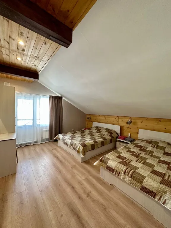 6-комнатный Дом