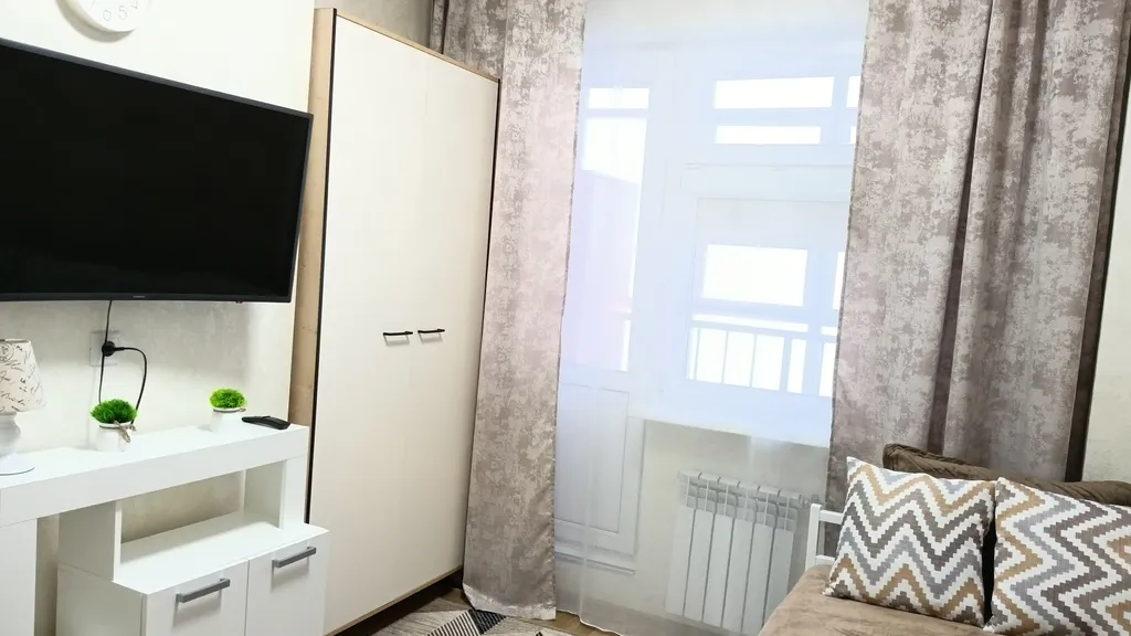 Уютные 2х комнатные апартаменты в новом доме с  видом на карьер "Мир"