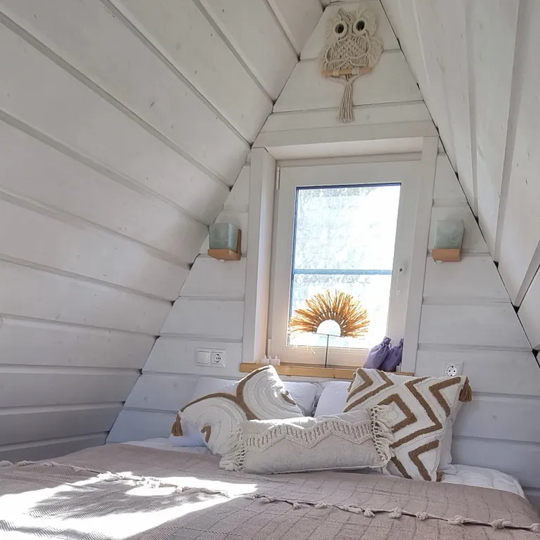 Коттедж Уютный домик А-фрейм с видом на озеро — Дубна