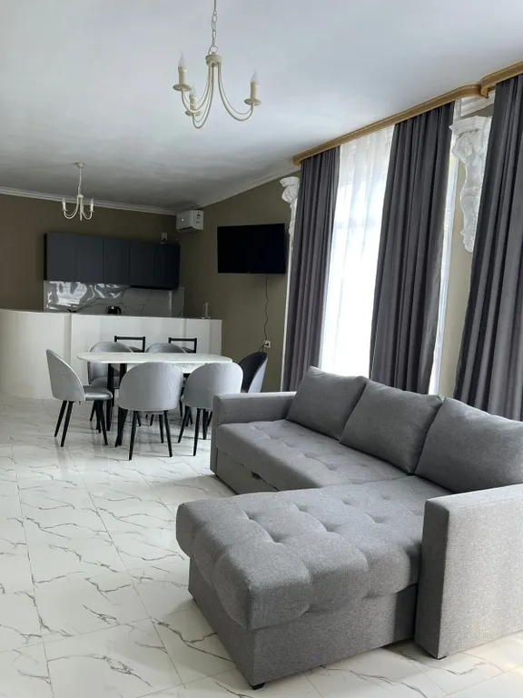 Уютная квартира в центре города — аренда посуточно в Гудаута