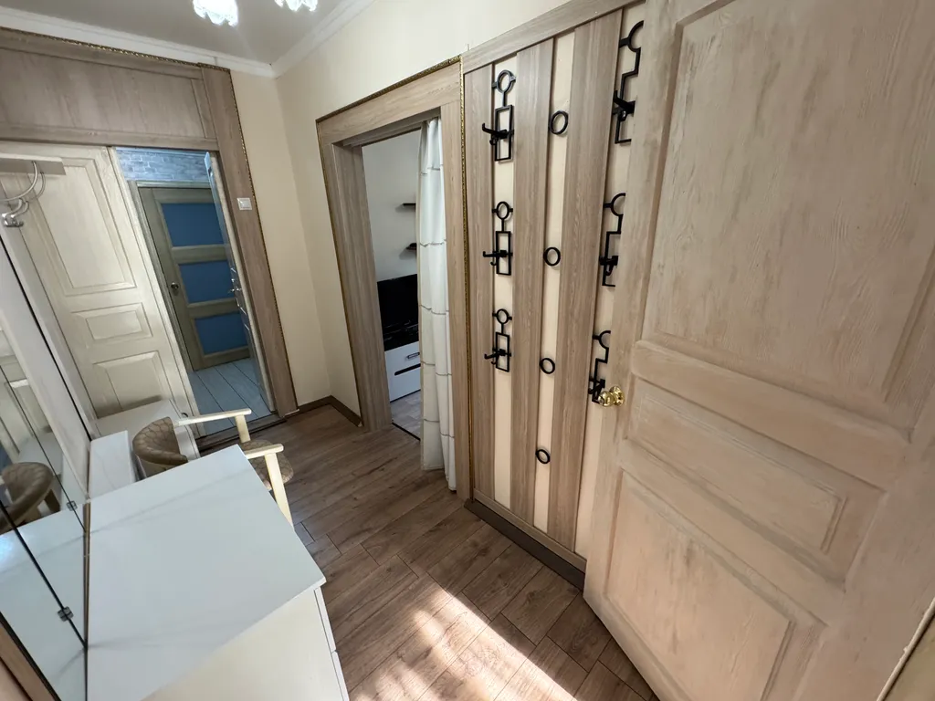 Коттедж Трёхкомнатный дом со своей территорией и автопарковкой, рядом море — Геленджик