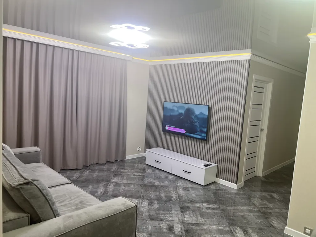 Домик с бассейном