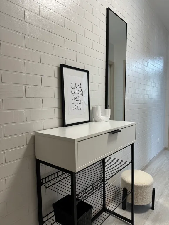 Стильная квартира с видом на колесо Обозрения