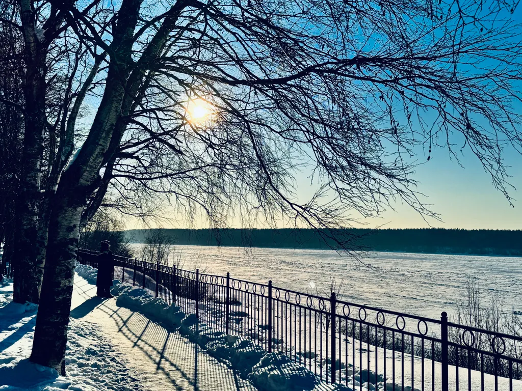 Уютная квартира на берегу реки Невы в центральном районе г. Кировска