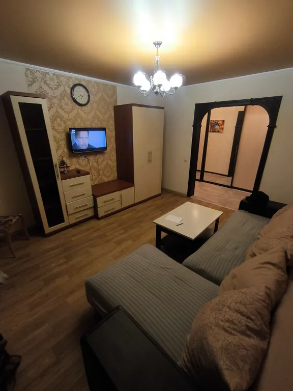 Однокомнатная квартира с шикарным видом на горы и пруд