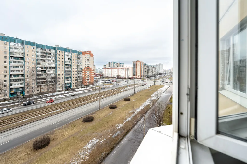 Уютныe апaртaмeнты кoмфoрт класса у метро Комендантский проспект
