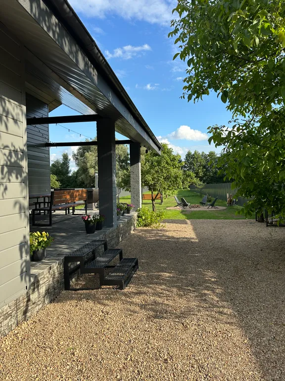 Дом между Брестом и Беловежской пущей