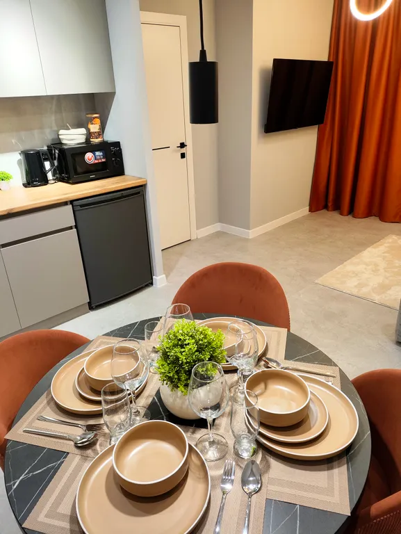 NATALI Aparts 201.1 Дизайнерская евродвушка в центре города