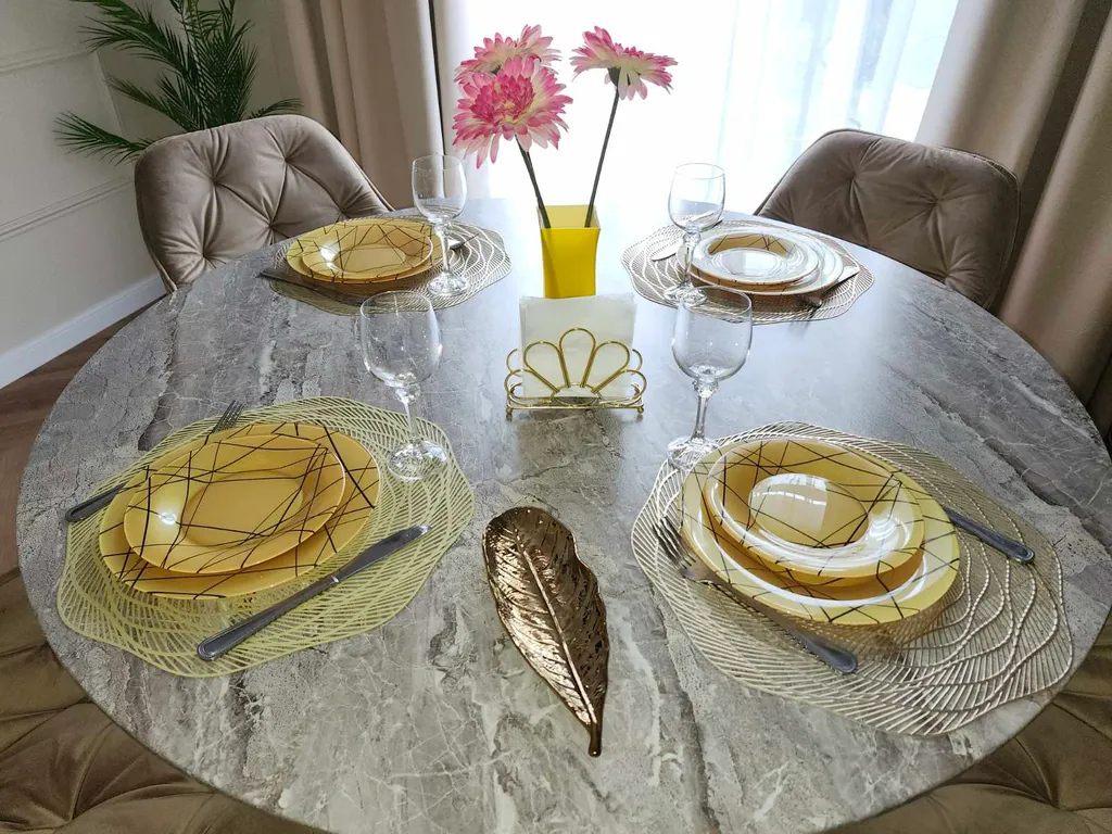 Новые двухкомнатные апартаменты West Wave рядом с бассейнами Баден СПА