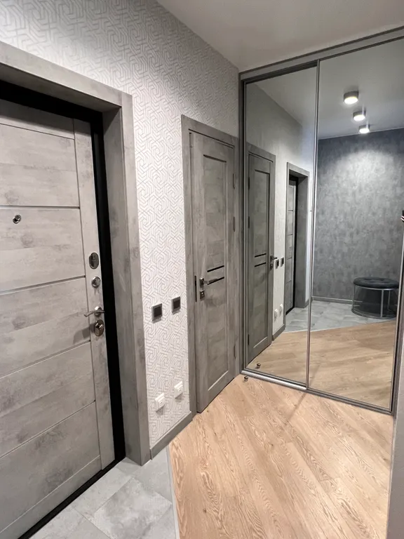 2-комнатная квартира с дизайнерским ремонтом