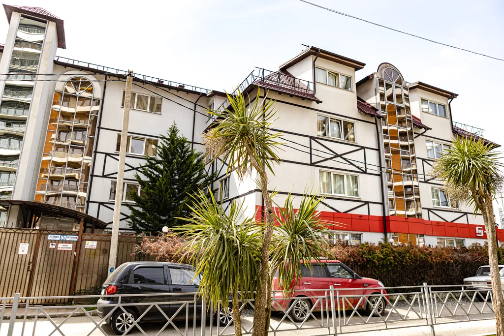 205 Alliance Apartments на Летней, 50