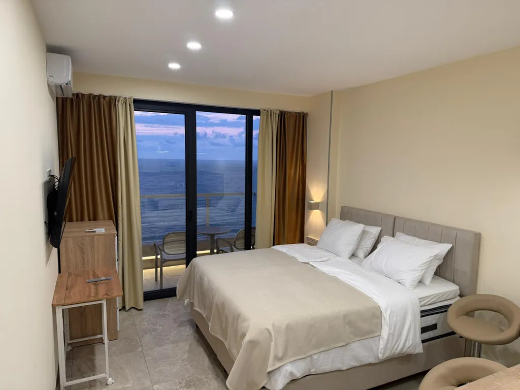 Квартира Роскошные апартаменты с прямым видом на море в Бамбо Бич Цихисдзири — Цихисдзири