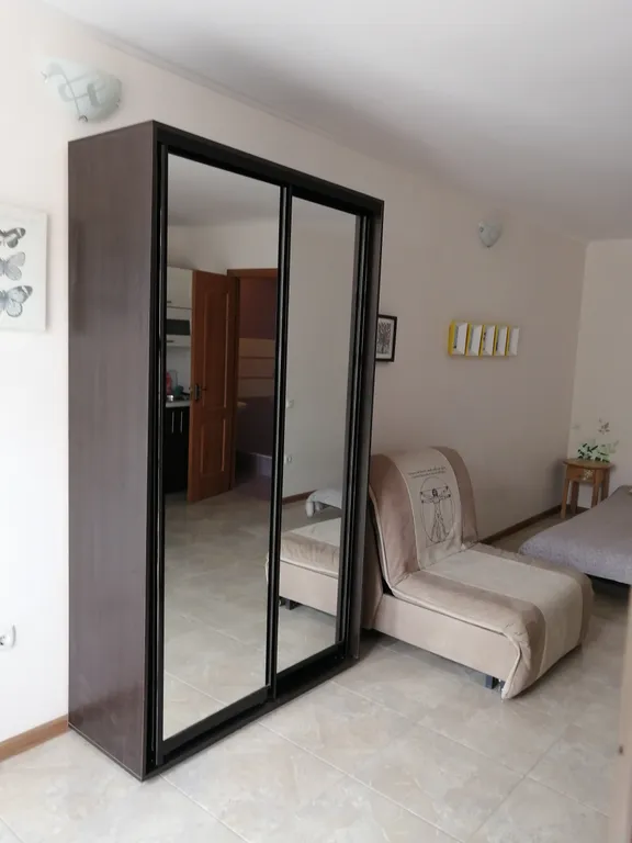 Отдельный номер с кухней возле моря