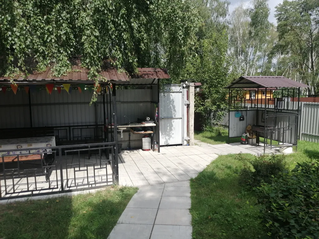 Уютные домики на берегу озера с баней на дровах