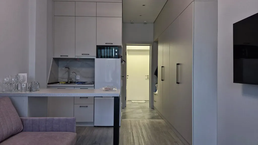 Апартамент с панорамными окнами с видом на море, горы и лес в Хосте