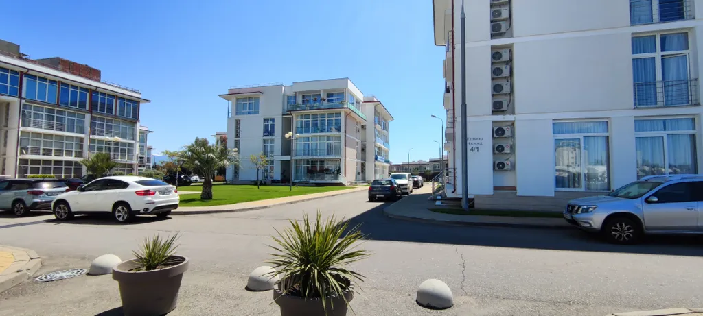 Шикарная трехкомнатная квартира у моря