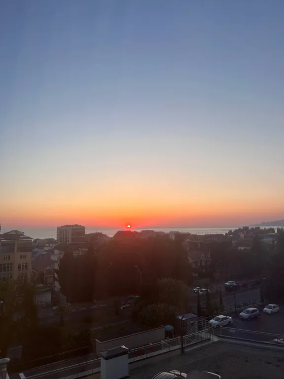 Квартира Квартира ЖК Морская Симфония-2 МореСолнцеАпарт с видом на горы, море и бассейн — Адлер