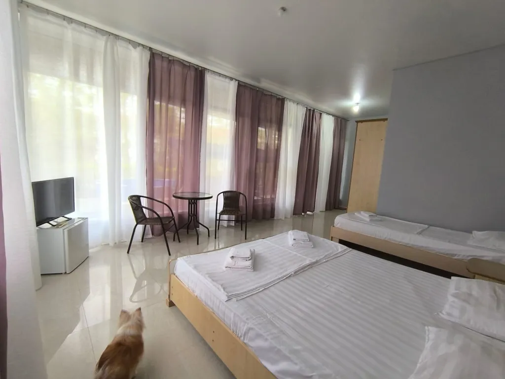 Квартира Просторный семейный номер — аренда посуточно в Лоо