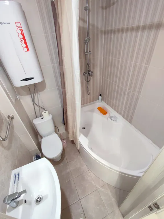 Квартира 6 местные апартаменты — Новосибирск