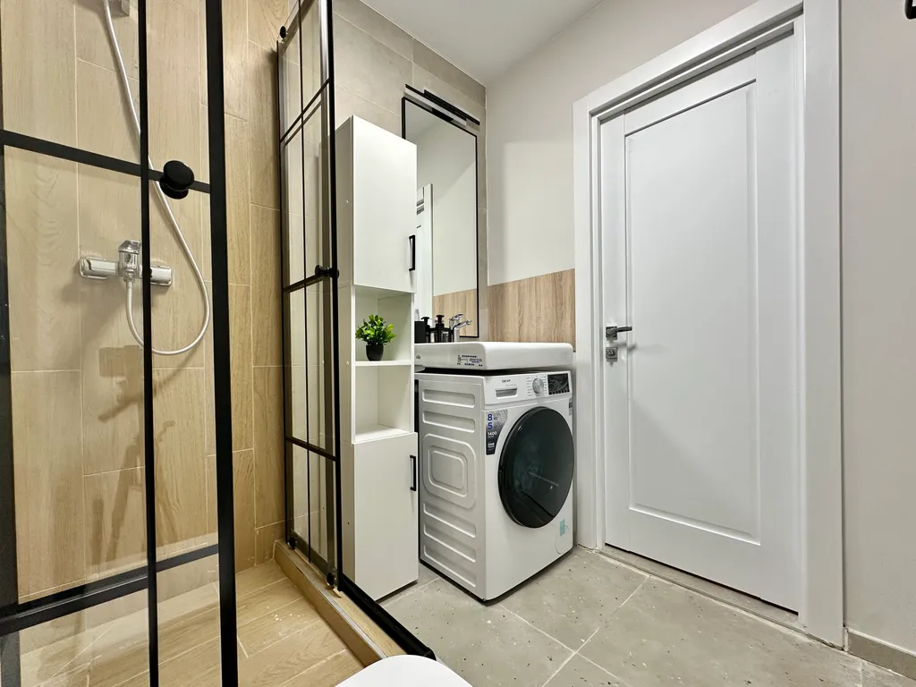 Студия у метро Потапово в новом ЖК, без оплаты за уборку